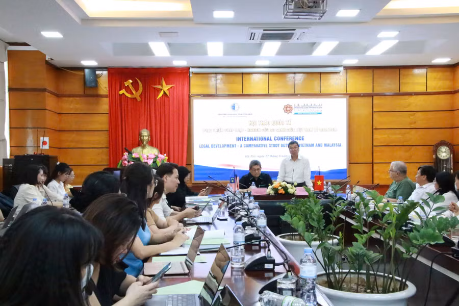 Quang cảnh hội thảo.