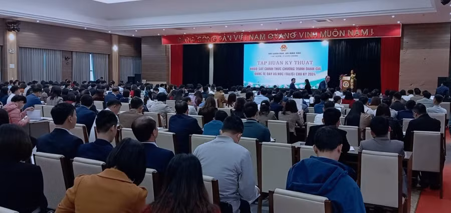 Quang cảnh Hội thảo tập huấn về quy trình, kỹ thuật triển khai khảo sát TALIS.