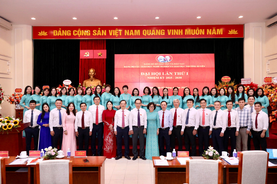 Các đại biểu tham dự Đại hội. dang-bo-3.jpg