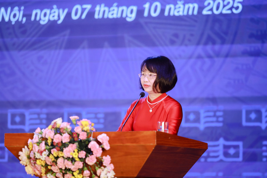 Bà Phạm Thị Hoàng Anh, Phó Giám đốc Học viện Ngân hàng. Ảnh NT. ngan-hang-3.jpg