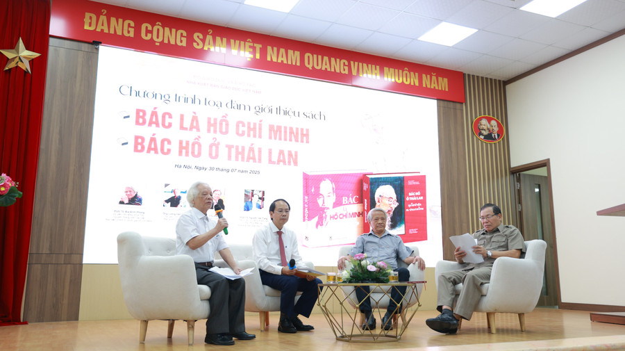 Quang cảnh buổi toạ đàm. hcm-2.jpg