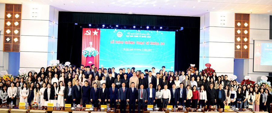 Quảng cảnh lễ khai giảng.