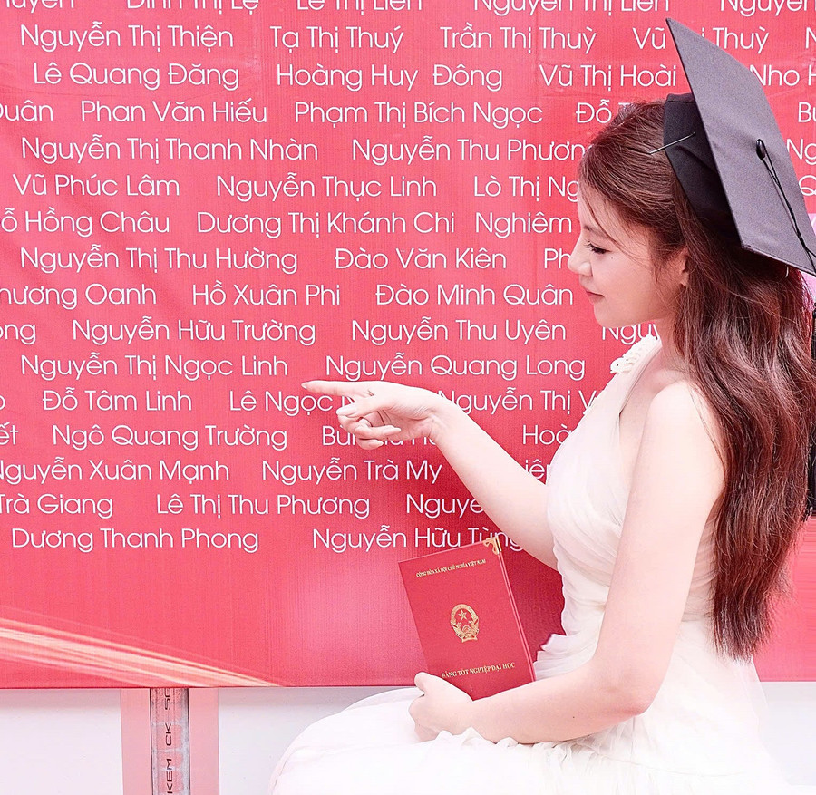 Nguyễn Thị Ngọc Linh- thủ khoa đầu ra ngành Quan hệ công chúng, Trường ĐH Hòa Bình.