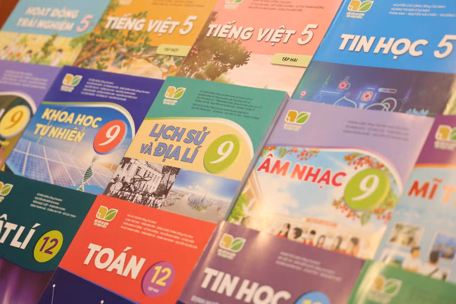 Bộ SGK Kết nối tri thức với cuộc sống của NXBGDVN được lựa chọn để sử dụng thống nhất từ năm học 2026-2027.