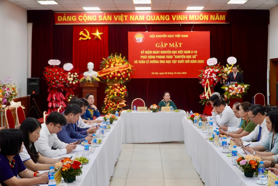 Quang cảnh buổi gặp mặt. dsc08769-2.jpg