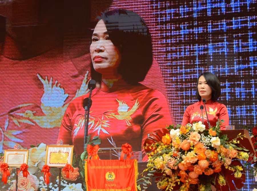 NGƯT Ngô Hồng Giang - Hiệu trưởng Trường THCS Ngọc Lâm (quận Long Biên, TP. Hà Nội) phát biểu. Ảnh NC.