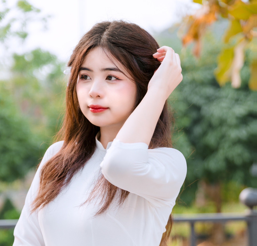 Trịnh Huyền Chi, thủ khoa khối D01 của tỉnh Bắc Kạn năm 2024. Ảnh: NVCC. chi.jpg