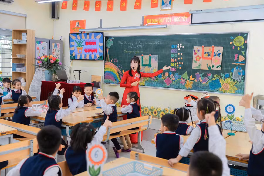 Một tiết học của Trường Tiểu học Tây Tựu.