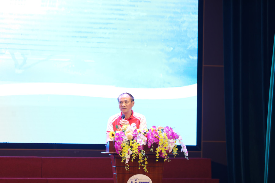 GS.TS Nguyễn Trung Việt – Hiệu trưởng Trường Đại học Thủy lợi. viet-1.jpg