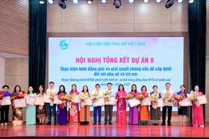 Hội nghị tổng kết Dự án 8 “Thực hiện bình đẳng giới và giải quyết những vấn đề cấp thiết đối với phụ nữ và trẻ em”.