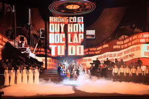 Các tiết mục được dàn dựng công phu.