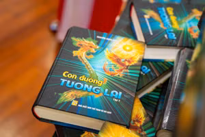 Cuốn “Con đường tương lai” tập I, của tác giả Nguyễn Xuân Tuấn do NXB Thể thao và Du lịch phát hành Quý II/2025.