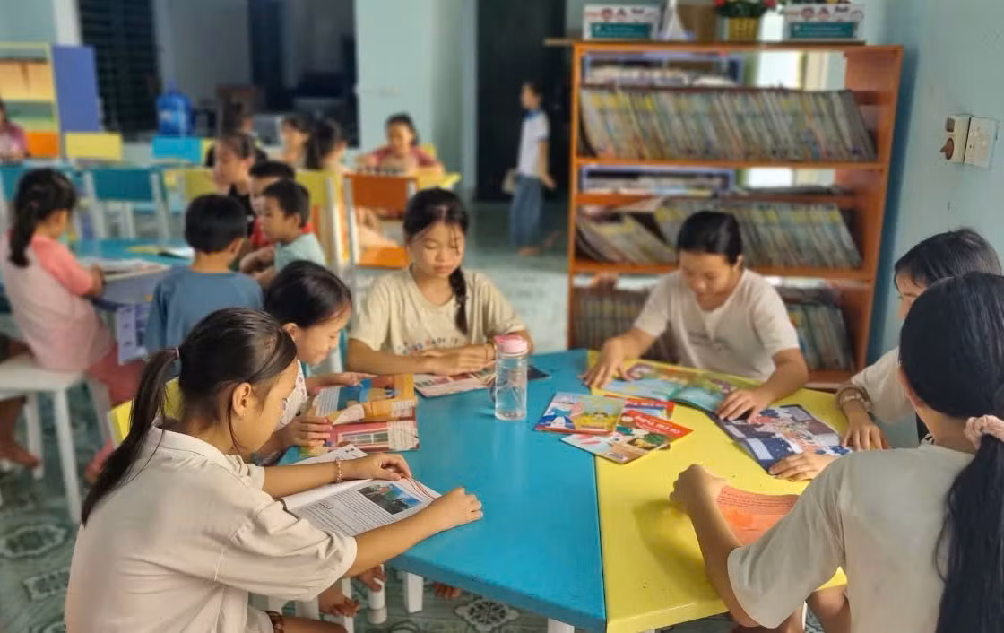 Thư viện Trường Tiểu học Phúc Trạch (xã Phúc Trạch, Hà Tĩnh) mở cửa “xuyên” hè đón học sinh.