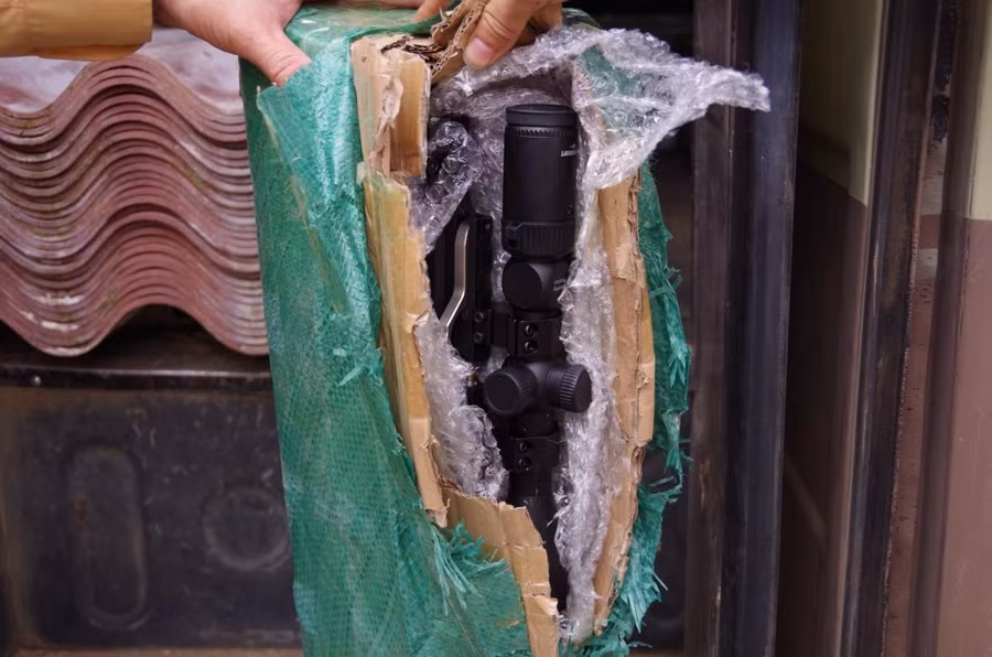 Linh kiện khẩu súng bị CSGT phát hiện thu giữ. Ảnh: Công an tỉnh Hà Giang