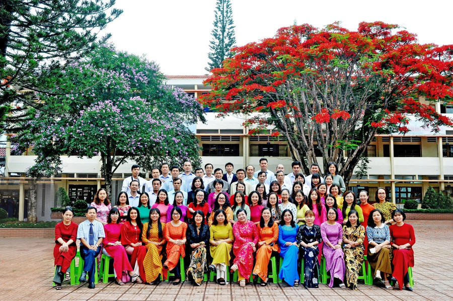 Cấu trúc đề thi tốt nghiệp THPT môn Toán 2024 giữ được tính ổn định ảnh 12