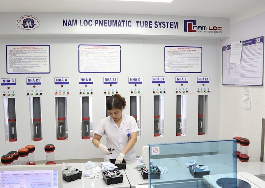 Hệ thống vận chuyển mẫu xét nghiệm tự động bằng phương pháp hút chân không LIS. Hệ thống vận chuyển mẫu xét nghiệm tự động bằng phương pháp hút chân không LIS.