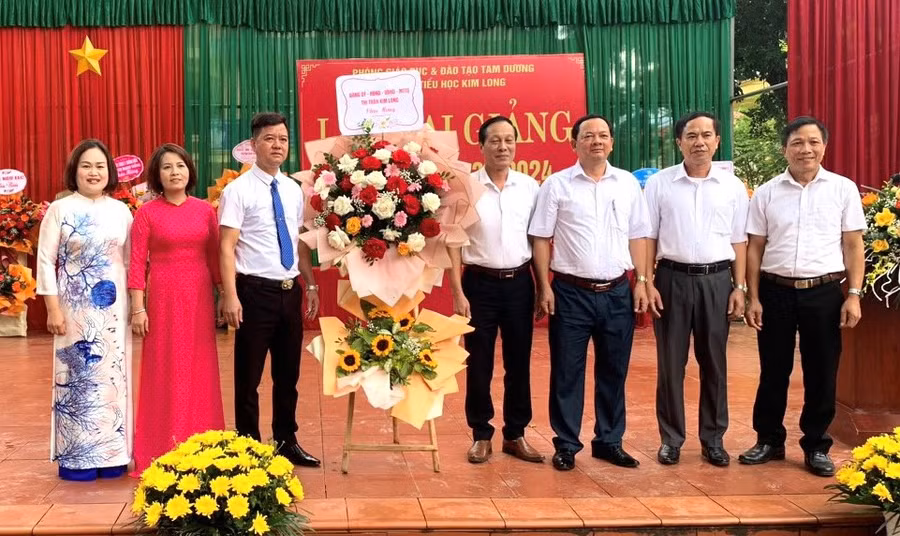Trường Tiểu học Kim Long luôn nhận được sự quan tâm của chính quyền địa phương.
