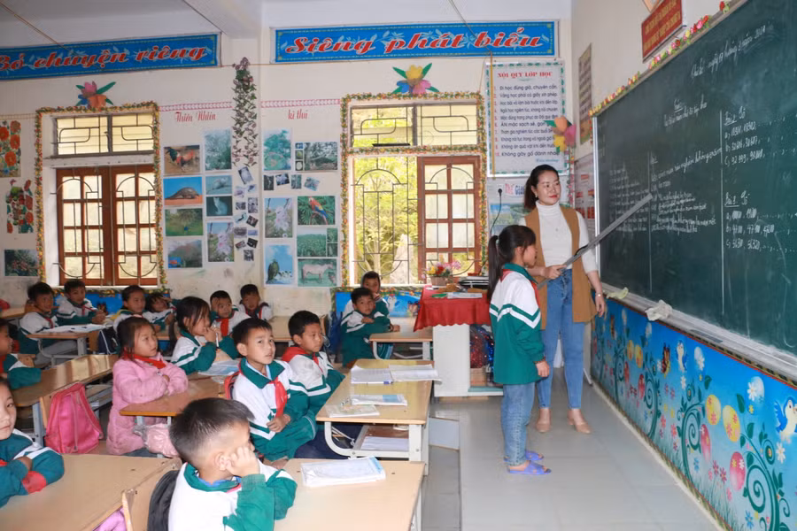 Lãnh đạo tỉnh yêu cầu các sở, ngành liên quan rà soát kỹ thực trạng, có kế hoạch xây dựng mạng lưới trường lớp vừa đáp ứng yêu cầu đổi mới giáo dục, vừa phù hợp thực tiễn địa phương