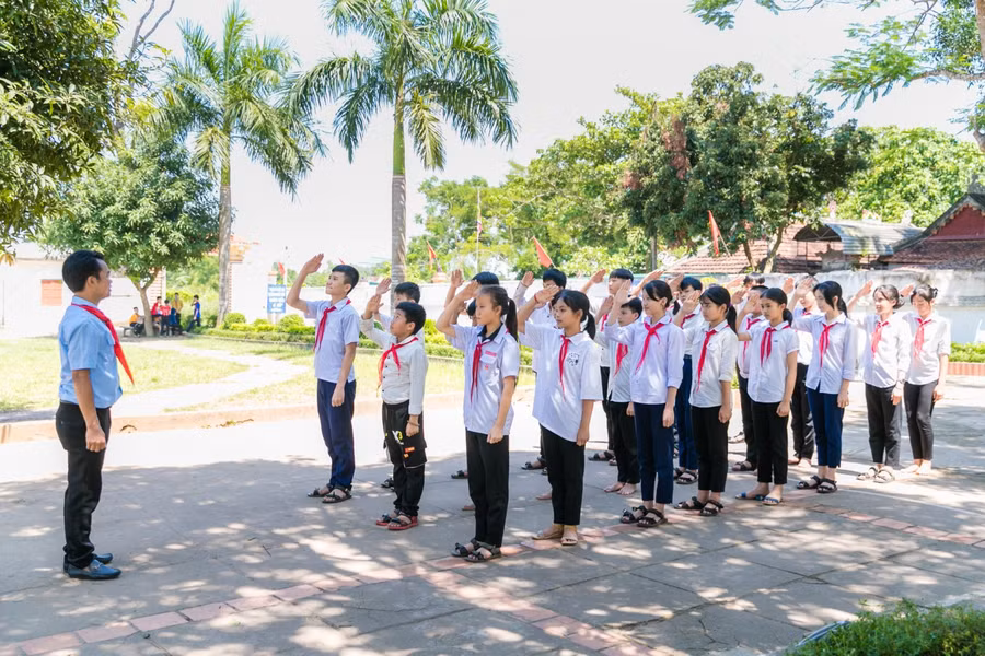 Thầy Bằng có hơn 10 năm gắn bó với công tác Tổng phụ trách Đội
