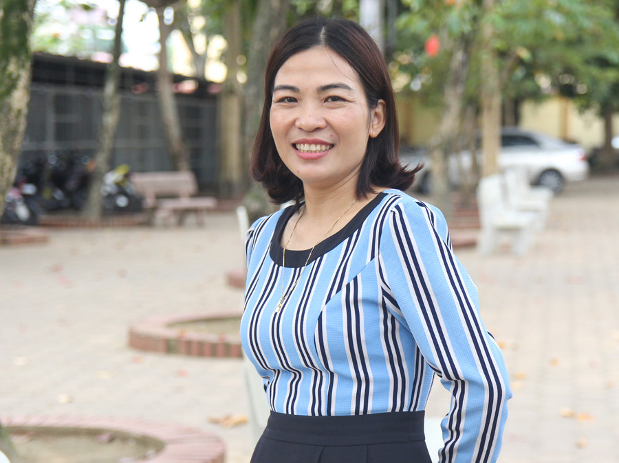 Cô Lê Thị Lan (GV Trường THPT chuyên Phan Bội Châu, Nghệ An)