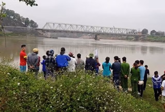 Khu vực phát hiện thi thể nam sinh.