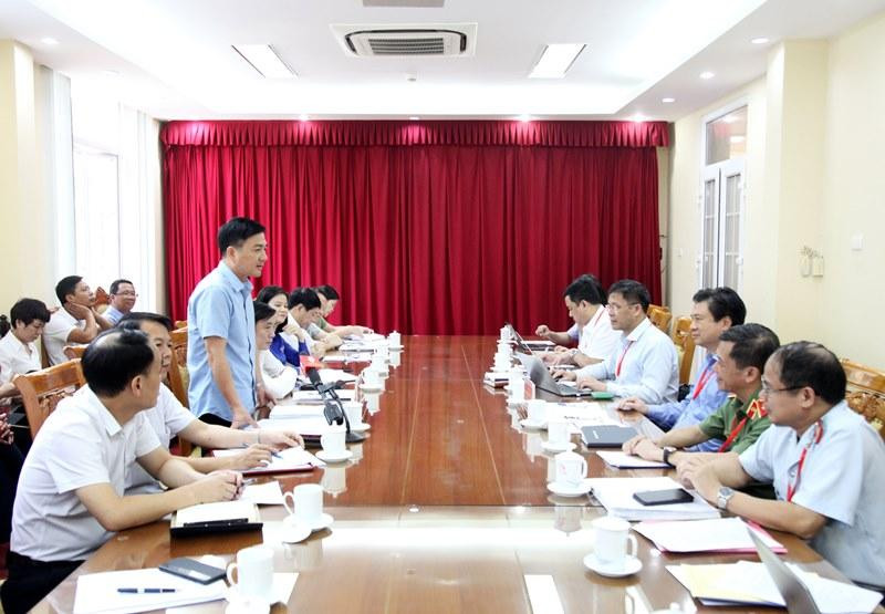 Phó Chủ tịch UBND tỉnh Vĩnh Phúc Vũ Việt Văn phát biểu tại buổi làm việc với Đoàn kiểm tra Phó Chủ tịch UBND tỉnh Vĩnh Phúc Vũ Việt Văn phát biểu tại buổi làm việc với Đoàn kiểm tra