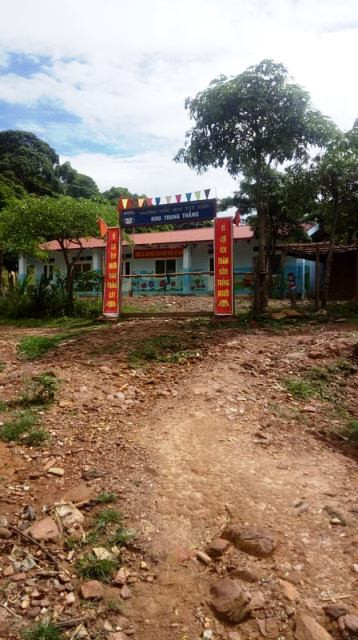 Điểm trường Trung Thắng - nơi thầy giáo Lang Văn Long phụ trách.