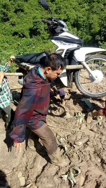 Nếu không có sức khỏe, lòng yêu nghề và tình thương học trò, có lẽ nhiều người đã ...buông bỏ