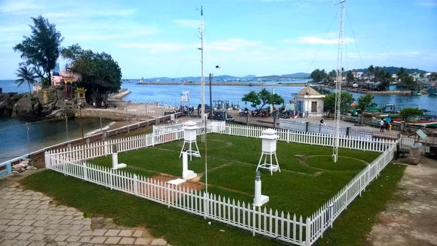 Mạng lưới quan trắc KTTV quốc gia từng bước được đầu tư theo hướng trọng tâm, trọng điểm.