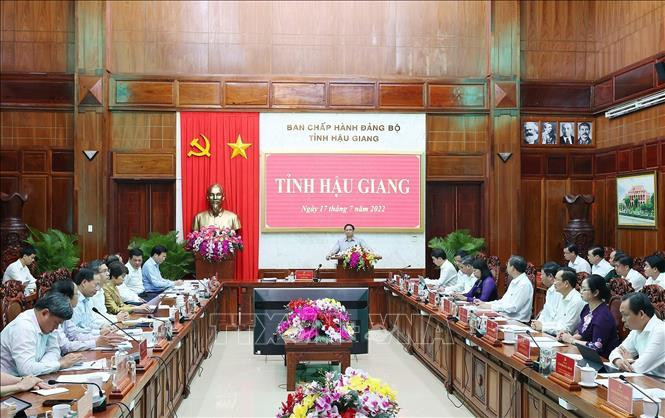 Thủ tướng Phạm Minh Chính phát biểu tại buổi làm việc với lãnh đạo chủ chốt tỉnh Hậu Giang. Ảnh: Dương Giang/TTXVN.