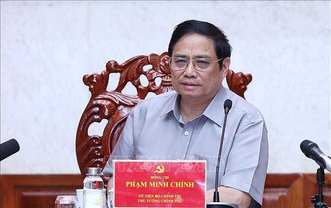 Thủ tướng Phạm Minh Chính làm việc với lãnh đạo chủ chốt tỉnh Hậu Giang. Ảnh: Dương Giang/TTXVN.
