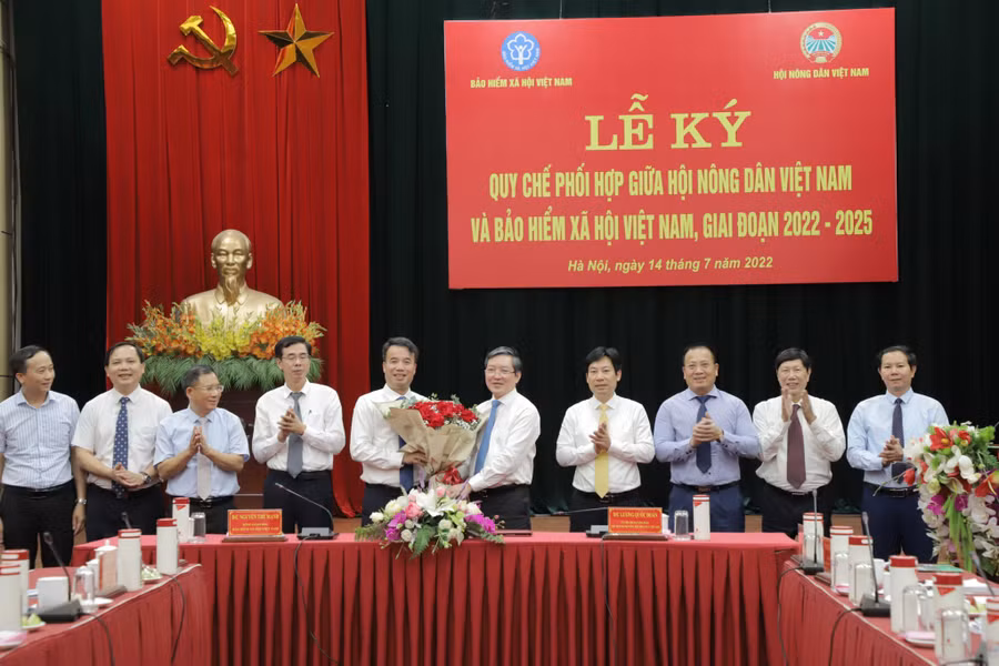 BHXH Việt Nam và TW Hội Nông dân Việt Nam ký Quy chế phối hợp công tác giai đoạn 2022 – 2025