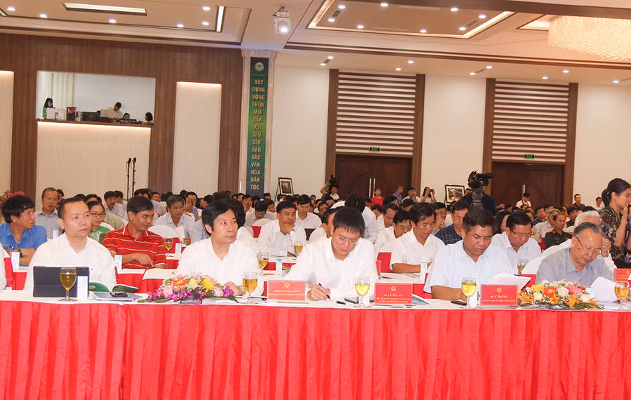 Đại diện các bộ, ban, ngành trung ương và các tỉnh về dự Hội nghị