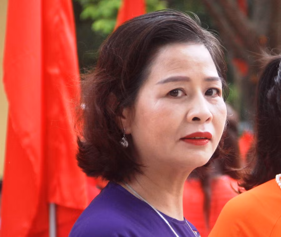 Bà Phạm Thị Hằng.