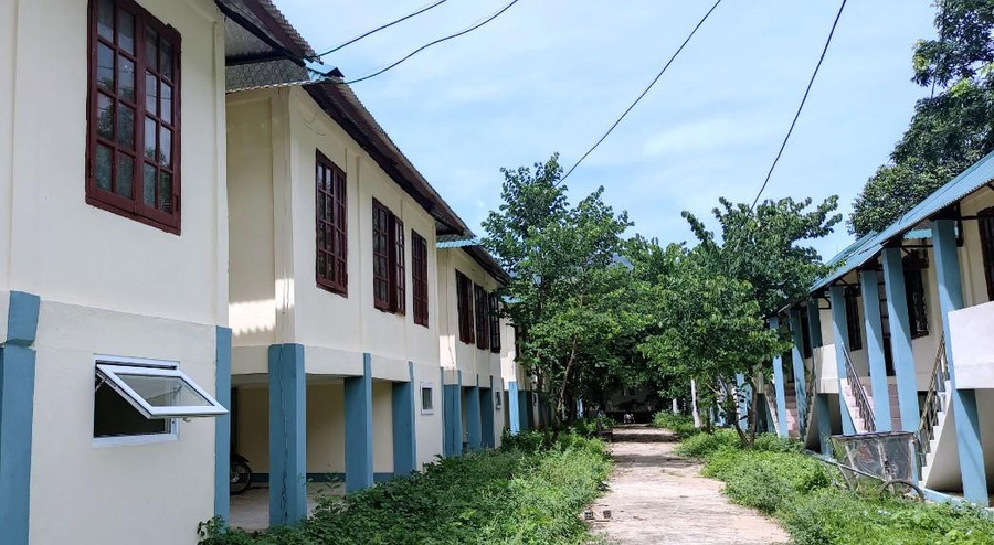 Theo thầy Văn, bước vào năm học mới, nhà trường sẽ giao cho học sinh trồng hoa, cây cảnh tạo khung cảnh thân thiện môi trường trong Làng.