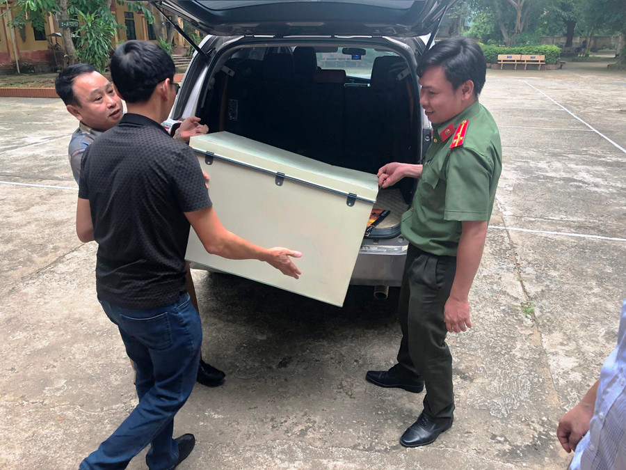 Đề thi đã được vận chuyển an toàn về Điểm thi Trường THPT Mường Lát - nơi xa xôi, khó khăn nhất tỉnh Thanh Hóa Đề thi đã được vận chuyển an toàn về Điểm thi Trường THPT Mường Lát - nơi xa xôi, khó khăn nhất tỉnh Thanh Hóa