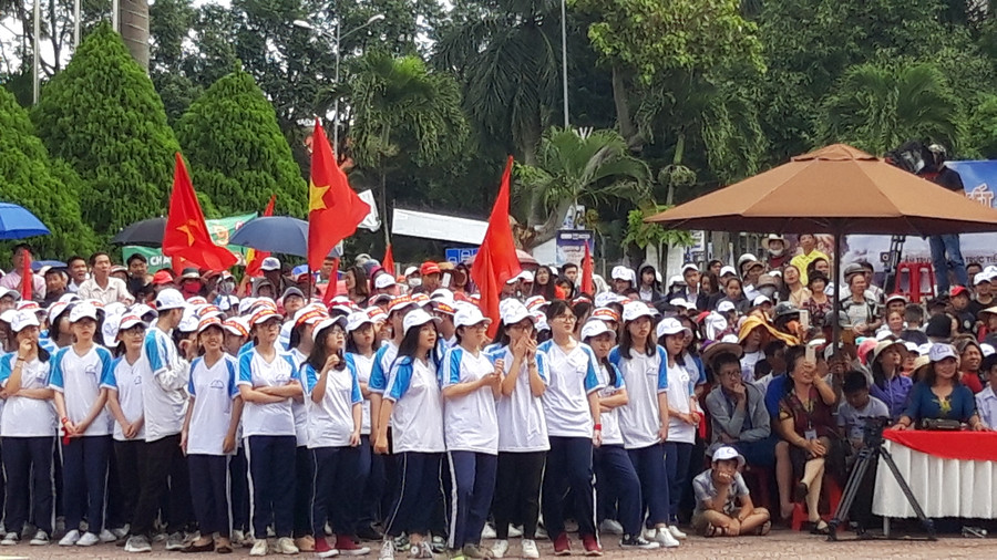 Các cổ động viên hi vọng Thắng sẽ bứt phá ngoạn mục trong phần thi Về đích.