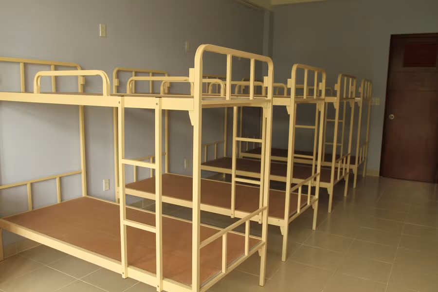 Một phòng sinh viên của ký túc xá Cỏ May