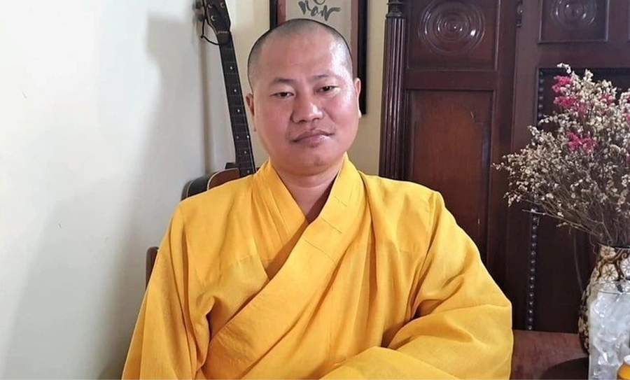 Ông Nguyễn Minh Phúc trong trang phục nhà sư. (Ảnh: MXH)