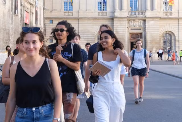 Mạng lưới sinh viên Việt Nam ở Pháp vững mạnh với nhiều hoạt động phong phú gắn kết các thế hệ du học sinh và hỗ trợ tân sinh viên làm quen cuộc sống mới.