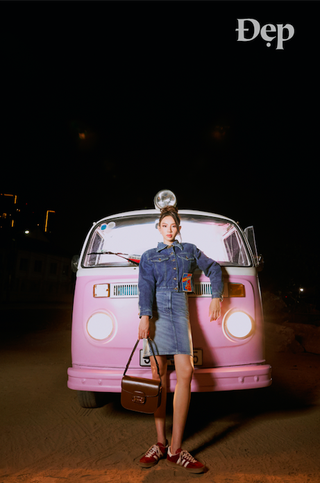 Trong những bảng xếp hạng được công bố trong thời gian qua, hoa hậu sinh năm 1998 luôn luôn góp mặt trong top 10, chứng minh sức ảnh hưởng ấn tượng trên mạng xã hội.