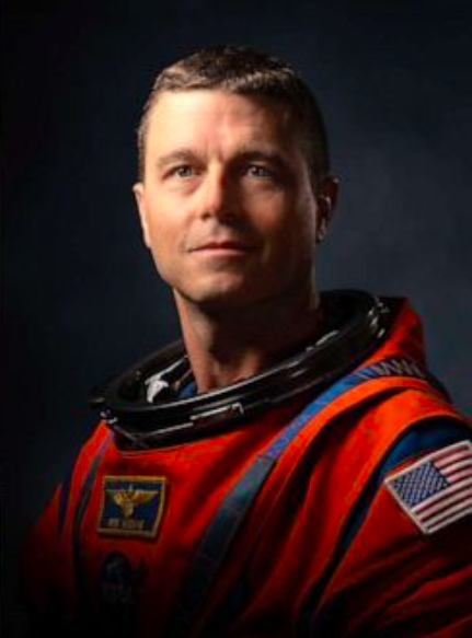 Hansen sẽ trở thành người Canada đầu tiên du hành lên mặt trăng.