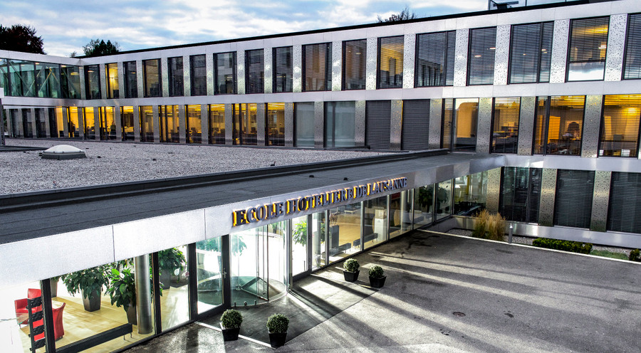Ecole hôtelière de Lausanne, được thành lập vào năm 1893.