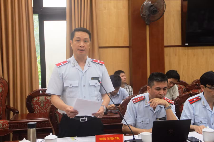 Chánh Thanh tra Bộ GD&amp;ĐT Nguyễn Đức Cường công bố Quyết định Thanh tra trách nhiệm quản lý Nhà nước về giáo dục của UBND tỉnh Thanh Hóa.