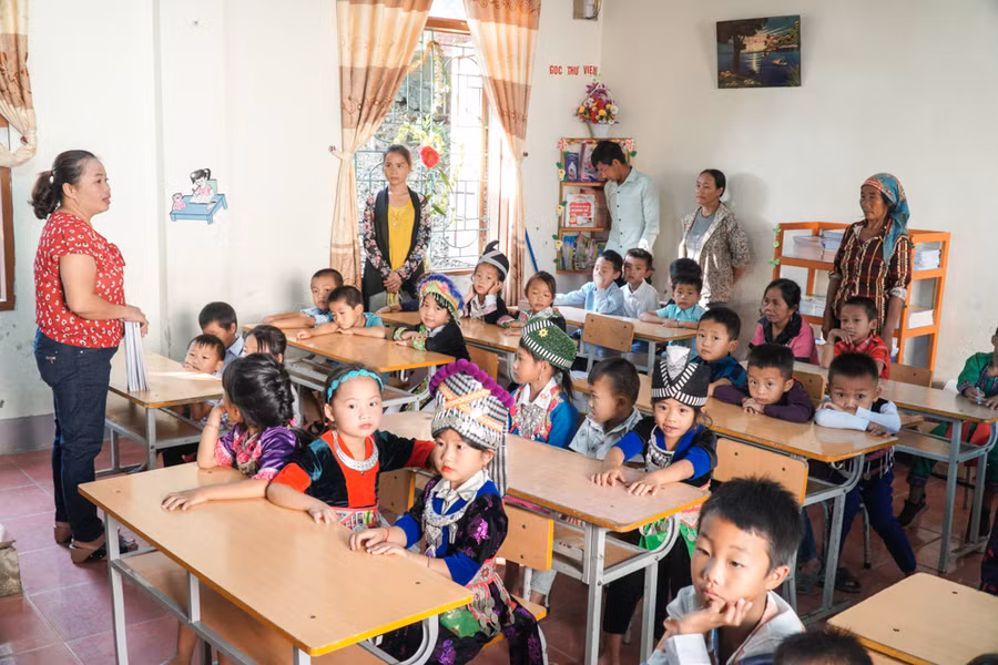 Giá thành SGK cũng là yếu tố quan trọng khi lựa chọn, vì nhiều trường học tại Nghệ An đóng tại vùng kinh tế xã hội đặc biệt khó khăn.