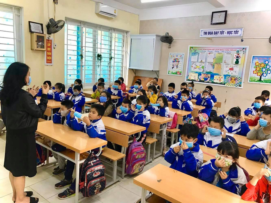 Học sinh Trường Tiểu học Trung Đô, TP Vinh Nghệ An Học sinh Trường Tiểu học Trung Đô, TP Vinh Nghệ An