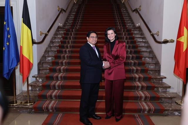 Chủ tịch Thượng viện Bỉ Stephanie D’Hose đánh giá chuyến thăm chính thức Bỉ của Thủ tướng đã diễn ra thành công tốt đẹp và khẳng định rất quan tâm đến các nội dung kinh tế trong chuyến thăm - Ảnh: VGP/Nhật Bắc Chủ tịch Thượng viện Bỉ Stephanie D’Hose đánh giá chuyến thăm chính thức Bỉ của Thủ tướng đã diễn ra thành công tốt đẹp và khẳng định rất quan tâm đến các nội dung kinh tế trong chuyến thăm - Ảnh: VGP/Nhật Bắc