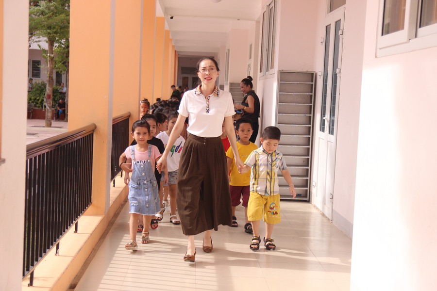 Nhiều trường học đã chú trọng giáo dục kỹ năng cho học sinh, không giới hạn không gian học tập trong 4 bức tường