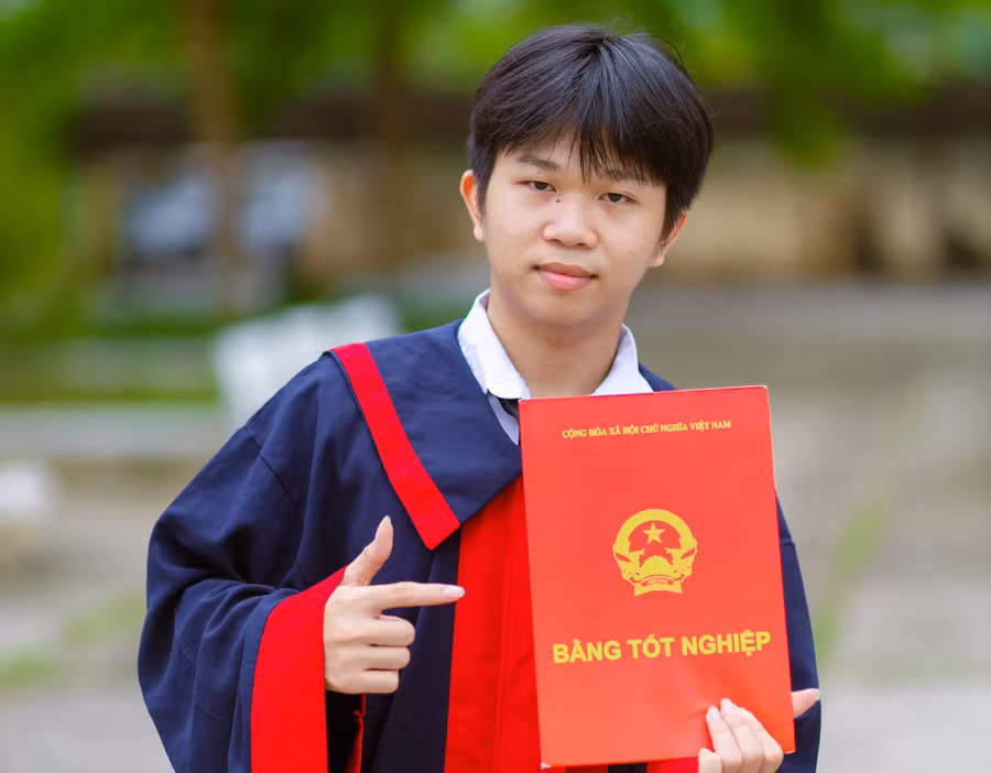 Phạm Khánh Duy, thủ khoa đầu vào Trường ĐH Bách khoa, ĐH Quốc gia TPHCM ở phương thức xét tuyển kết hợp. Ảnh: NTCC