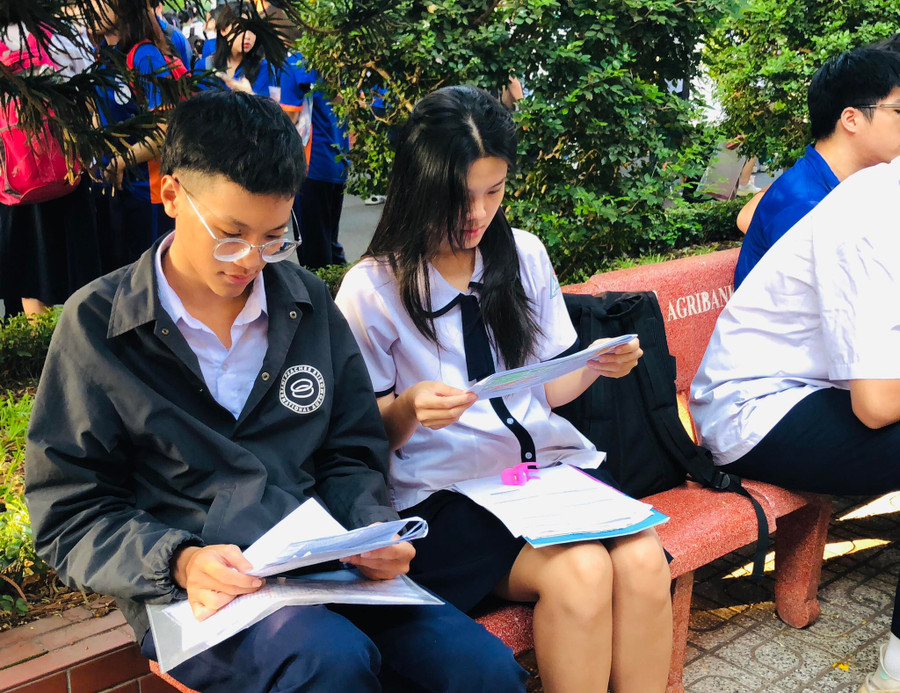 Thí sinh dự thi đánh giá năng lực đợt 1 do Đại học Quốc gia TPHCM tổ chức, tháng 3/2024. Ảnh: Mạnh Tùng Thí sinh dự thi đánh giá năng lực đợt 1 do Đại học Quốc gia TPHCM tổ chức, tháng 3/2024. Ảnh: Mạnh Tùng
